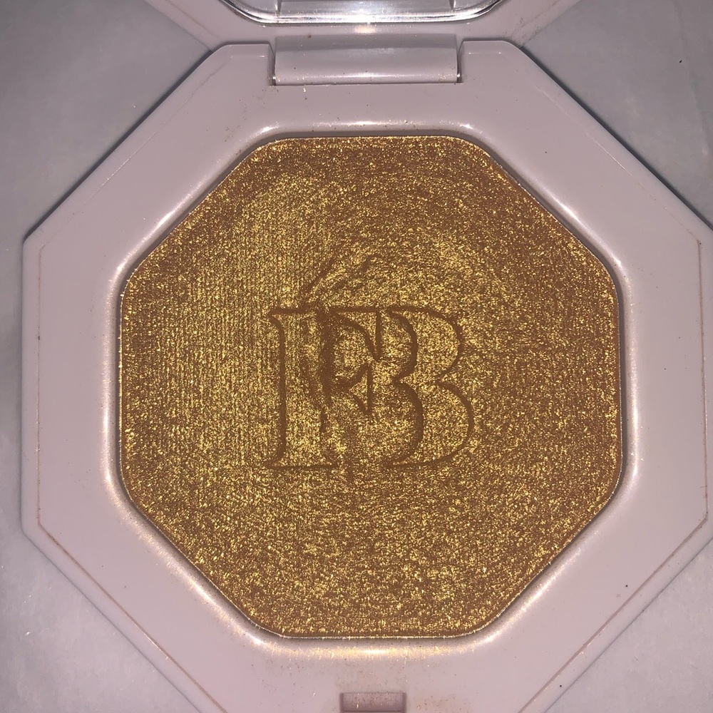 Fenty Beauty Killawatt (Trophy Wife)